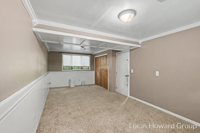 Tucked away on a private shared drive, this lovely 3-bed 2-bath - photo 19