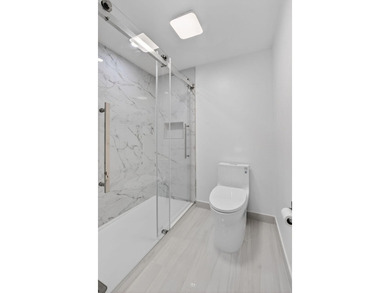 ABSOLUTELY STUNNING FULLY RENOVATED CONDO | BOCA LAGO COMMUNITY - photo 20