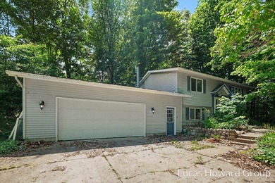 Tucked away on a private shared drive, this lovely 3-bed 2-bath - photo 27