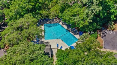 Experience coastal luxury in this beautifully renovated villa - photo 29