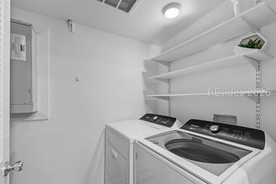 Experience coastal luxury in this beautifully renovated villa - photo 30