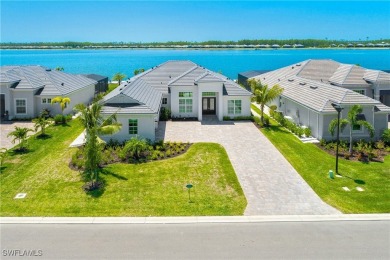 Lake Home For Sale in Fort Myers, Florida