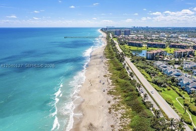 Welcome home to 118 Seagrape Dr 105! This beautiful two-story - photo 22