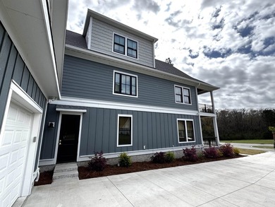 Welcome to your dream home in South Island Plantation, a premier - photo 2