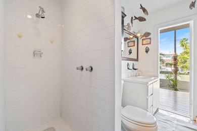 Welcome to one of Islamorada's finest homes! Located in Venetian - photo 32
