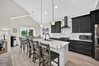 Whether you're downsizing, purchasing your first home, or - photo 10
