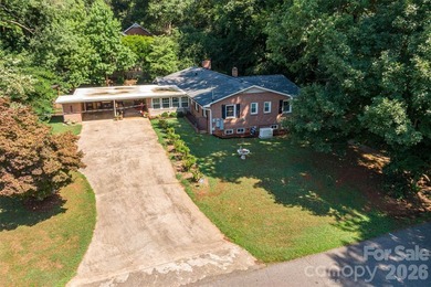 Located in one of Shelby's most desirable neighborhoods, this - photo 2