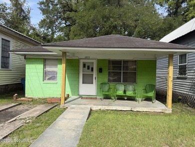 Ranch style home built in 1964, featuring five bedrooms and one - photo 1