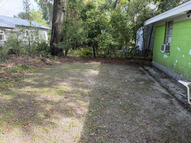 Ranch style home built in 1964, featuring five bedrooms and one - photo 10