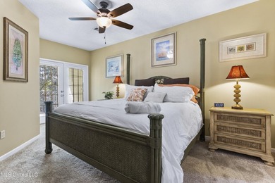 Welcome to this beautifully maintained 3 bedroom, 2 bath condo - photo 20