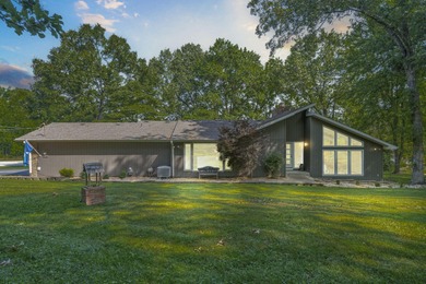 Lake Home Sale Pending in Springfield, Missouri