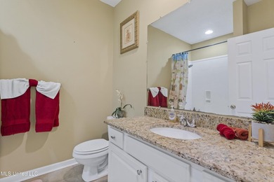 Welcome to this beautifully maintained 3 bedroom, 2 bath condo - photo 26