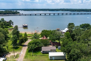 $51,000 price reduction! This home has wide open water views and - photo 40