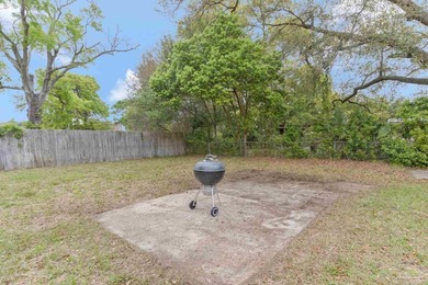 Move-in ready home in Pensacola's Downtown Garden District with - photo 44