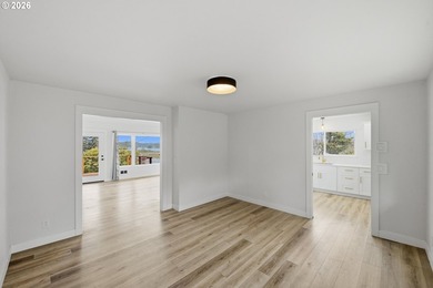 OWNER WILL SHORT TERM CARRY. Stunningly Remodeled Home with - photo 6
