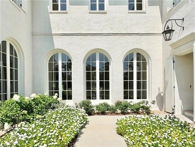 Experience a new level of refinement and grace in this exquisite - photo 49