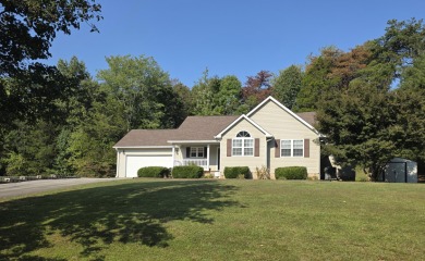 Lake Cumberland Home For Sale in Albany Kentucky
