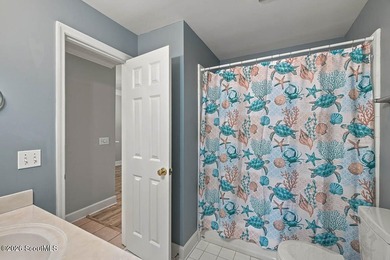 Welcome to effortless coastal living on the North End of St - photo 9
