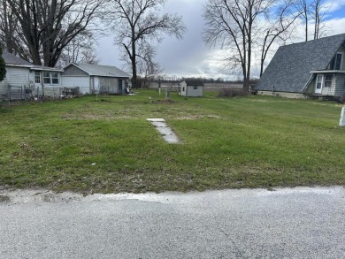 Bass Lake Lot For Sale in Bass Lake Indiana