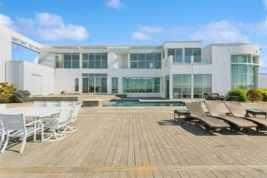 Commanding one of the most coveted positions in Hewlett Bay Park - photo 2