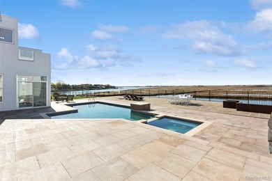 Commanding one of the most coveted positions in Hewlett Bay Park - photo 4