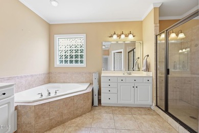 Offering a spacious and inviting layout, this one and a half - photo 21