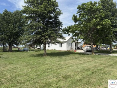 (private lake, pond, creek) Home For Sale in Centerview Missouri