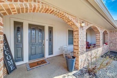 Welcome to 109 Bagpipe in San Angelo, TX! This spacious 3 - photo 4