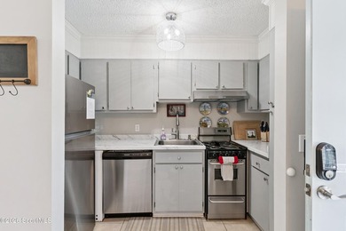 Beautifully updated, fully furnished coastal condominium - photo 8