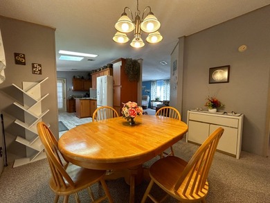 This tastefully updated and well maintained 2 bed 2 bath - photo 9