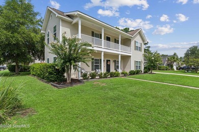 Gracefully positioned on a premium corner lot, this beautifully - photo 5