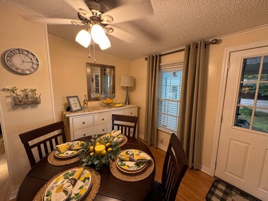 Don't miss this beautiful, top of the line, fully furnished 864 - photo 10