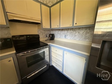 Great opportunity to make this 2-bedroom, 1.5-bath end-unit - photo 11