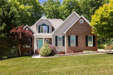 Beautiful 4-bedroom brick home on a large, private lot in the - photo 1