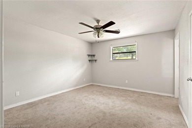 Nice home located on the beautiful, members-only Sebastian Lake - photo 12