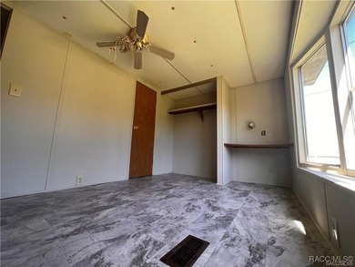 Welcome to your dream escape-a charming 3-bedroom, 2-bath mobile - photo 12