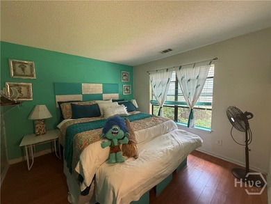 Great opportunity to make this 2-bedroom, 1.5-bath end-unit - photo 15