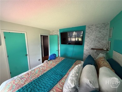 Great opportunity to make this 2-bedroom, 1.5-bath end-unit - photo 17