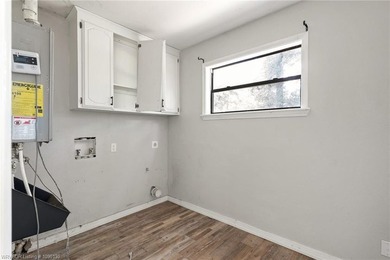 Nice home located on the beautiful, members-only Sebastian Lake - photo 21