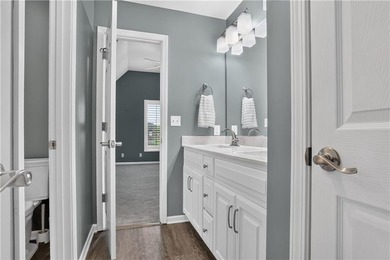 Welcome to this beautifully updated 5-bedroom, 4.5-bath home in - photo 27