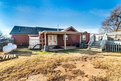 Versatile home in North Amarillo on a half-acre+ lot! Updated