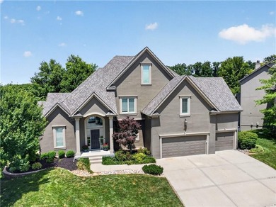 Welcome to this beautifully updated 5-bedroom, 4.5-bath home in - photo 46