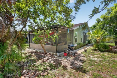 Amazing opportunity to own this spacious and beautifully updated - photo 47
