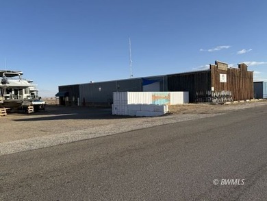 Lake Powell Commercial For Sale in Big Water Utah