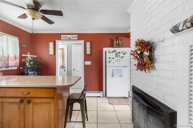 Introducing This Charming Levitt Ranch Home, Nestled In The *D* - photo 5