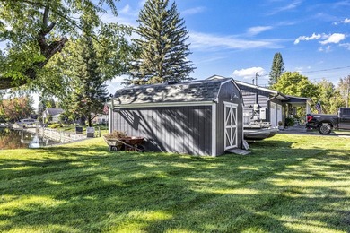 Motivated Sellers Welcome to canal-front living with direct - photo 42