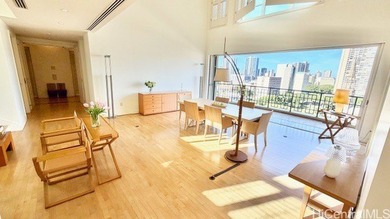 Penthouse living at Courtyards at Punahou-an exceptionally rare - photo 3