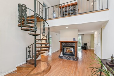 Enjoy fantastic MARSH AND RIVER views and your own private - photo 7