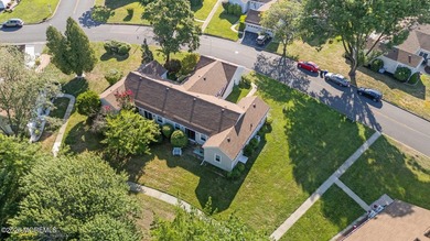 This Sorrento end unit, situated in The Villages, a quiet, and - photo 8