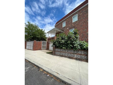Dyker Heights Location/Independence Avenue. 2 family, 6 room - photo 3
